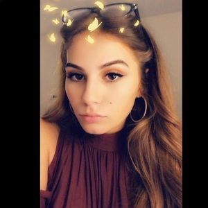 Meet your Posher, Maya